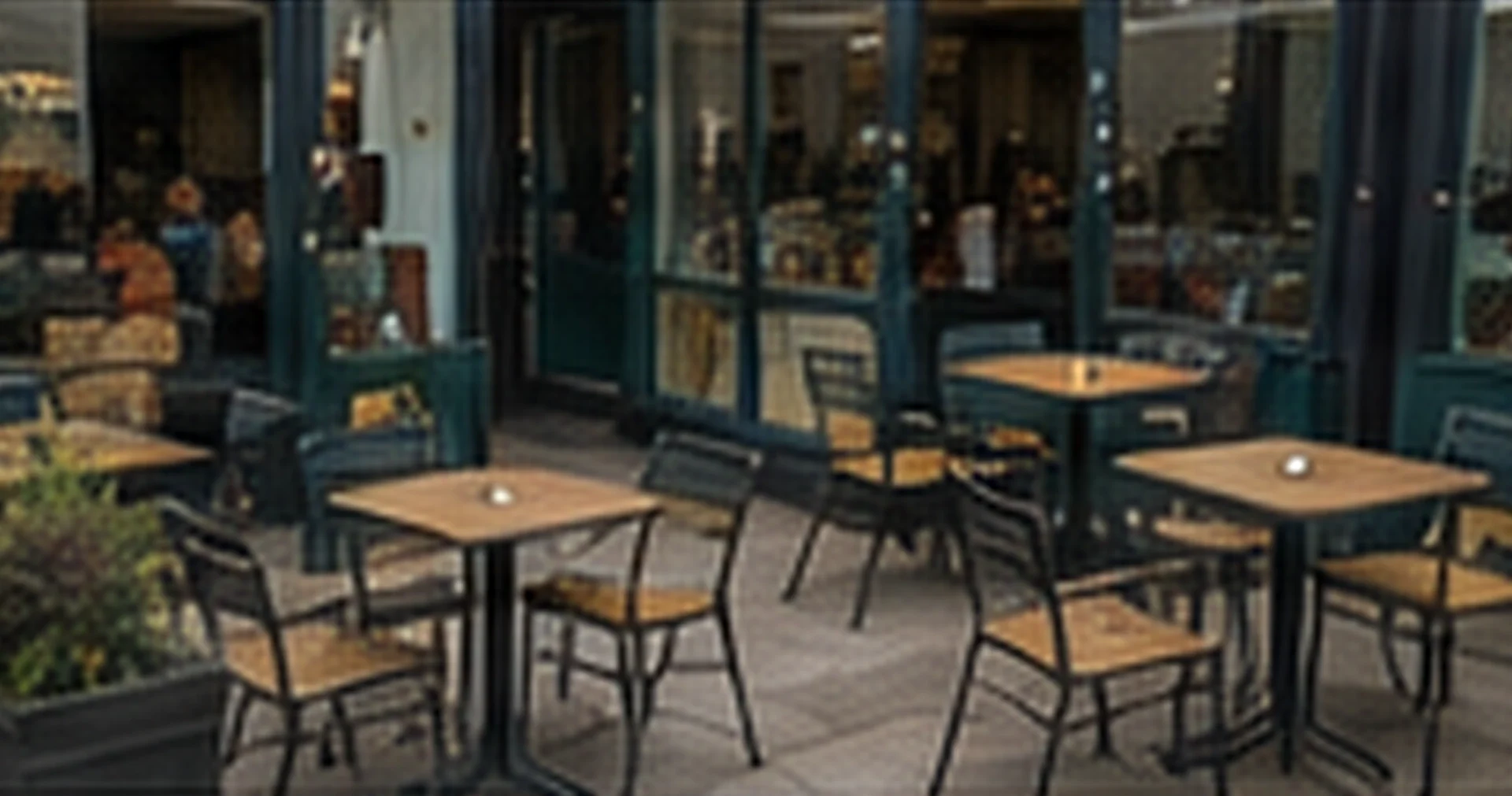 04_01_cafe_outdoor_seating_barriers_bristol_before-1920x1011
